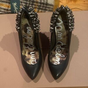 Vintage NEW! Sam Edelman Spike-Embellished Pointed Pumps lowest price no offers